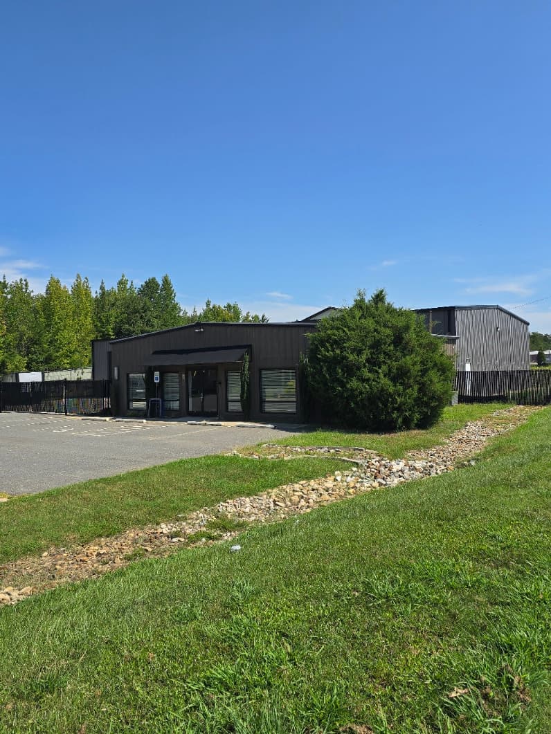 Small business space with garage in Charlotte, NC.
