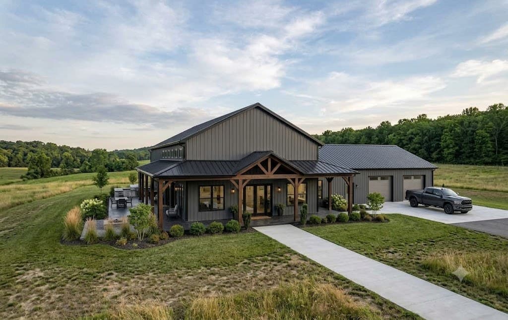 Residential steel building